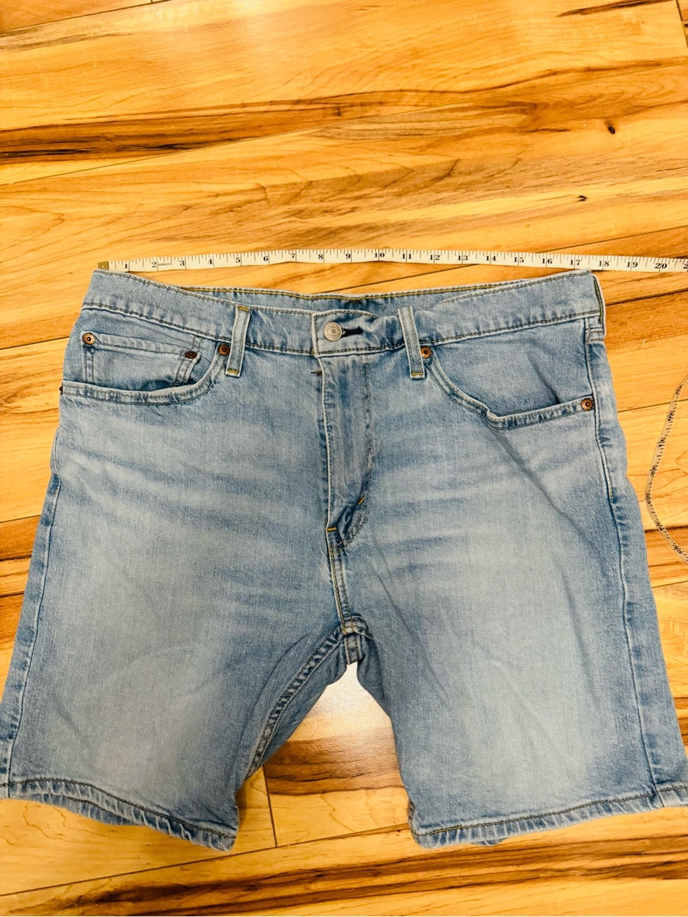 Levi's Light Blue Denim Shorts - Men's Casual 5-Pocket